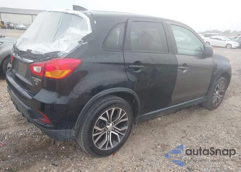2019 Mitsubishi Outlander Sport 2.0 Se z USA, uszkodzony, nr VIN JA4AP4AU0KU002636